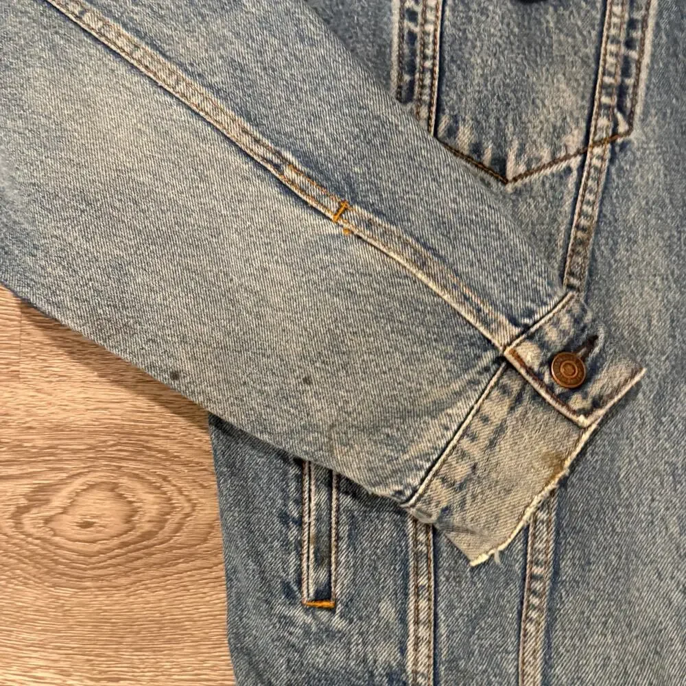 Vintage Levi Strauss Signature Men’s XL Denim Trucker Jacket Distressed 90s Y2K